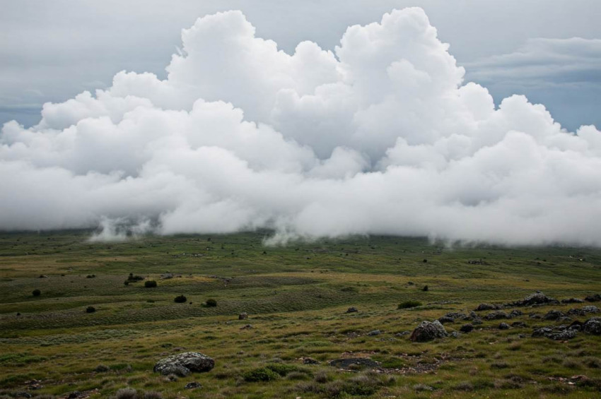 Neden bazı bulutlar yere dokunuyor gibi görünür?