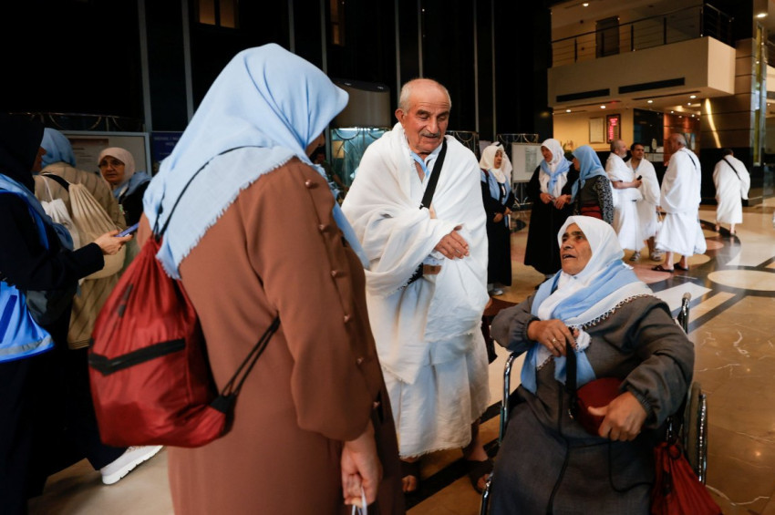 Türk Hacı Adayları mahşer provası için Arafatta toplanıyor