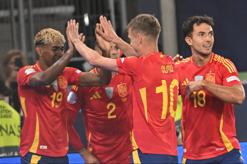 Gol düellosunda Fransayı yenen İspanya UEFA Uluslar Liginin ikinci finalisti