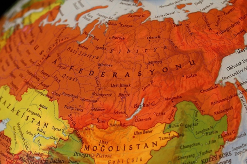 Rusyaya ait yolcu uçağı düştü: 49 yolcunun akibeti merak ediliyor