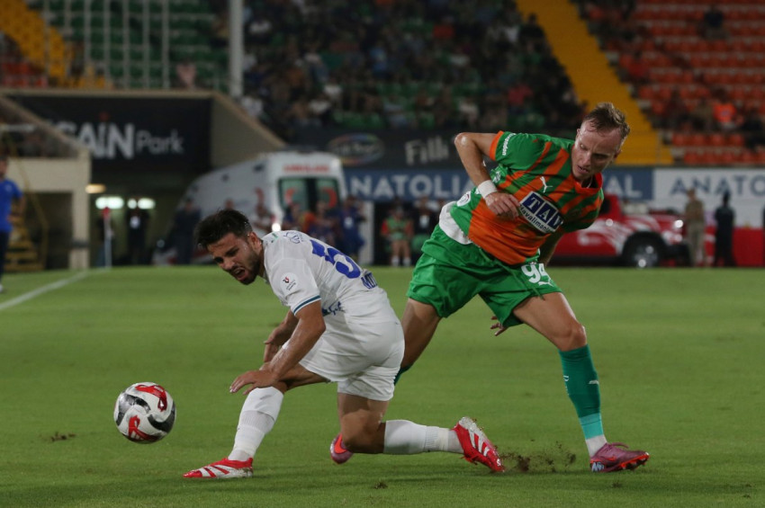 Alanyaspor ile Rizespor puanları paylaştı: 0-0