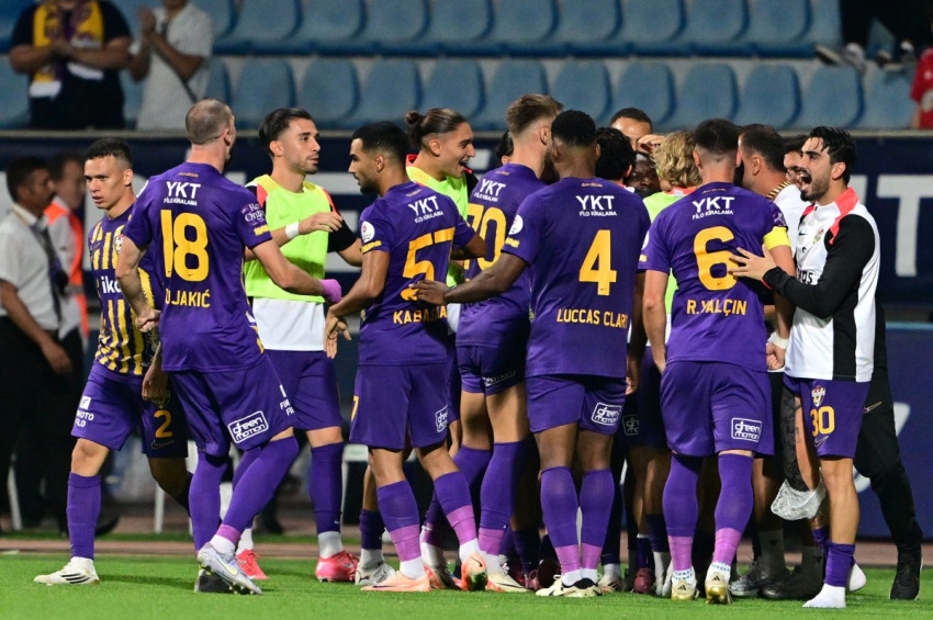 Eyüpspor, Alanyasporu 2-1 yenerek 3 puan sevinci yaşadı