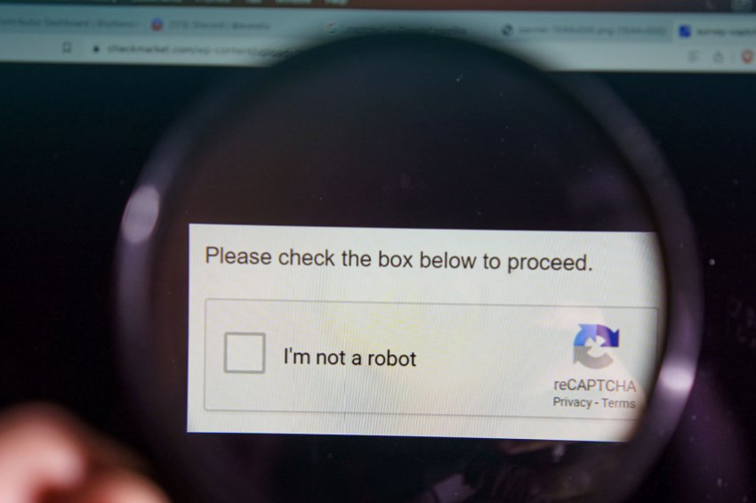 İnternette insan olduğunu kanıtla uygulamasına dikkat, artık sahte doğrulana tuzakları var