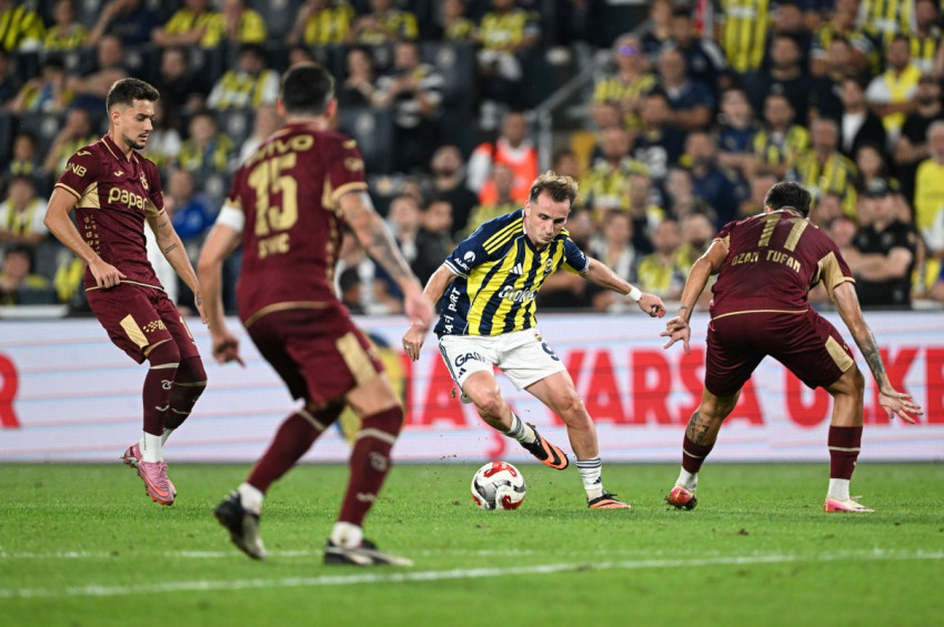 Kadıköydeki sinir harbini Sarı Kanarya kazandı: Fenerbahçe: 1 - Trabzonspor: 0