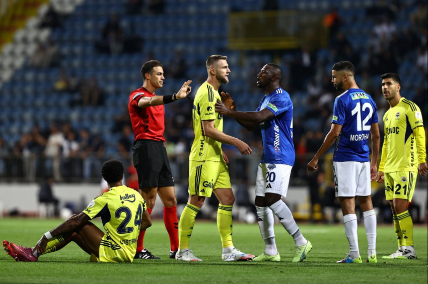 10 kişi kalan Kasımpaşa, Fenerbahçede puan almayı başardı: 1-1