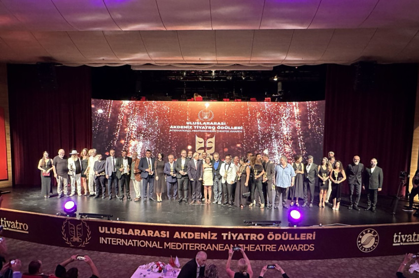 Akdeniz Tiyatro Ödülleri törenle verildi