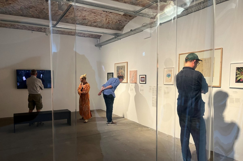 Hitay Vakfı Yarışmasında dereceye giren sanatçılar Berlin Bienali’ni gezdi