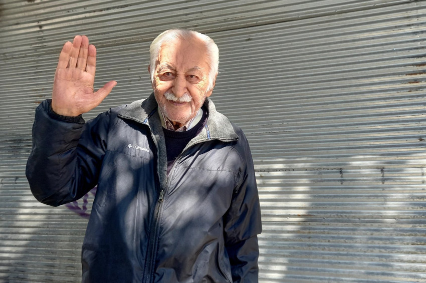 Ünlü Şair Şair ve yazar Yavuz Bülent Bakiler vefat etti