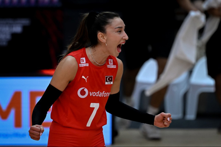 Filenin Sultanları ABDyi 3-1 yendi, Türkiyenin yarı final rakibi Japonya