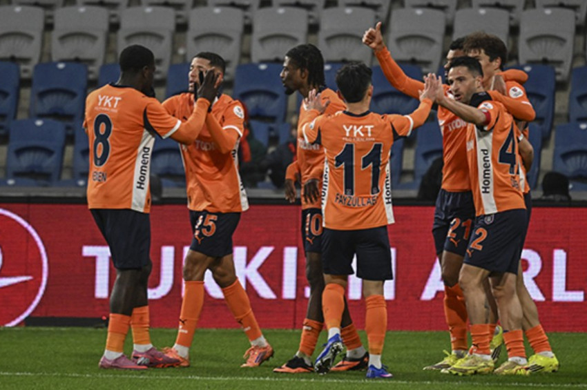 Başakşehir, Fatih Karagümrükü 2-1 mağlup etti