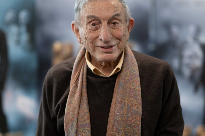 Duayen Tiyatro Sanatçı Haldun Dormen vefat etti