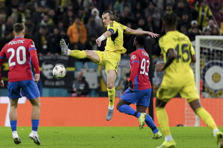 Kaleci Edersonun devleştiği maçta FCSB ile Fenerbahçe yenişemedi: 1-1