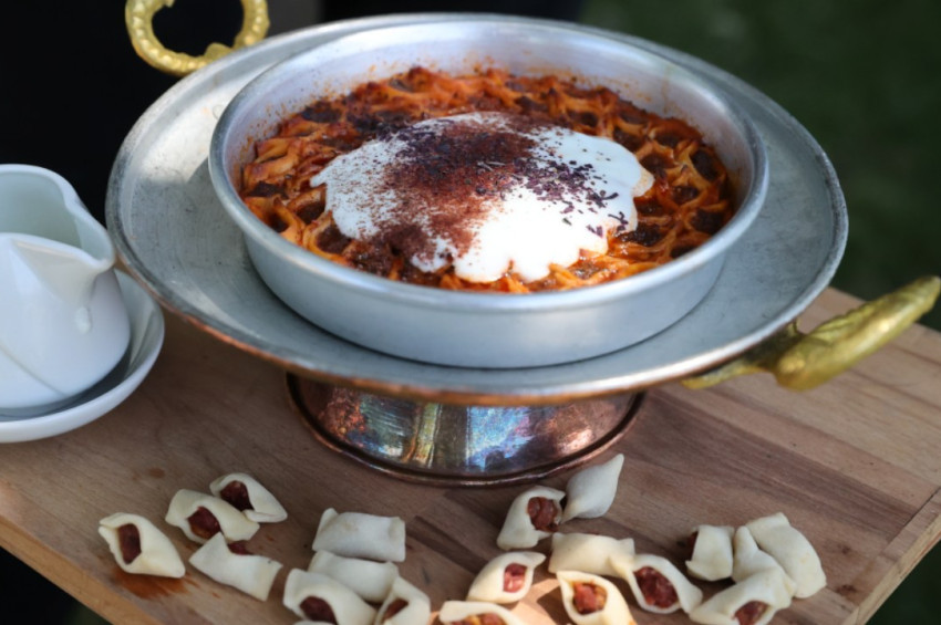 Kayseri tepsi mantısı tarifi: Malzemeleri ve videolu anlatımı