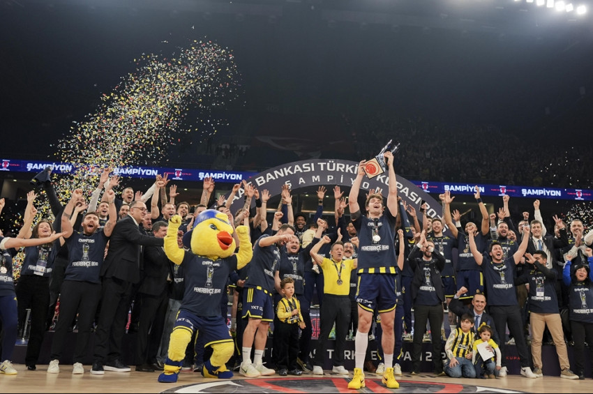 Basketbolda Türkiye Kupası Beşiktaşı 91-74 yenen Fenerbahçenin