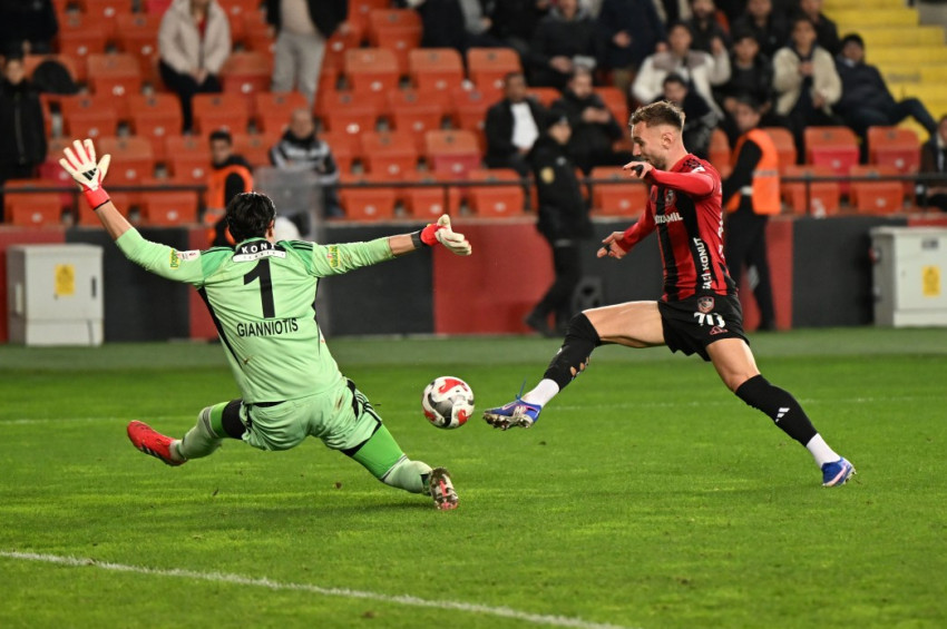 Gaziantep, Kasımpaşayı 2-1 mağlup etti