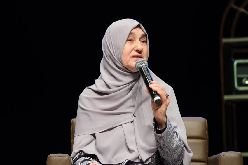 Aile Danışmanı Saliha Erdim, dizilerde gizli tehlikeye dikkat çekti