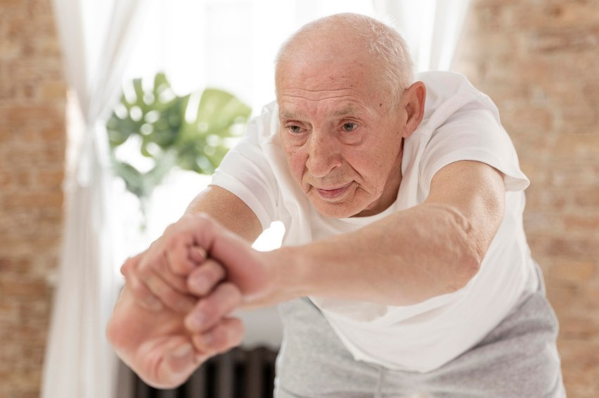 Parkinson Hastalarının yapması gereken 5 Önemli Egzersiz