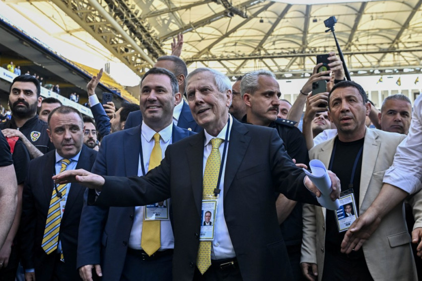 Fenerbahçe bir kez daha Aziz Yıldırımı başkan seçti 